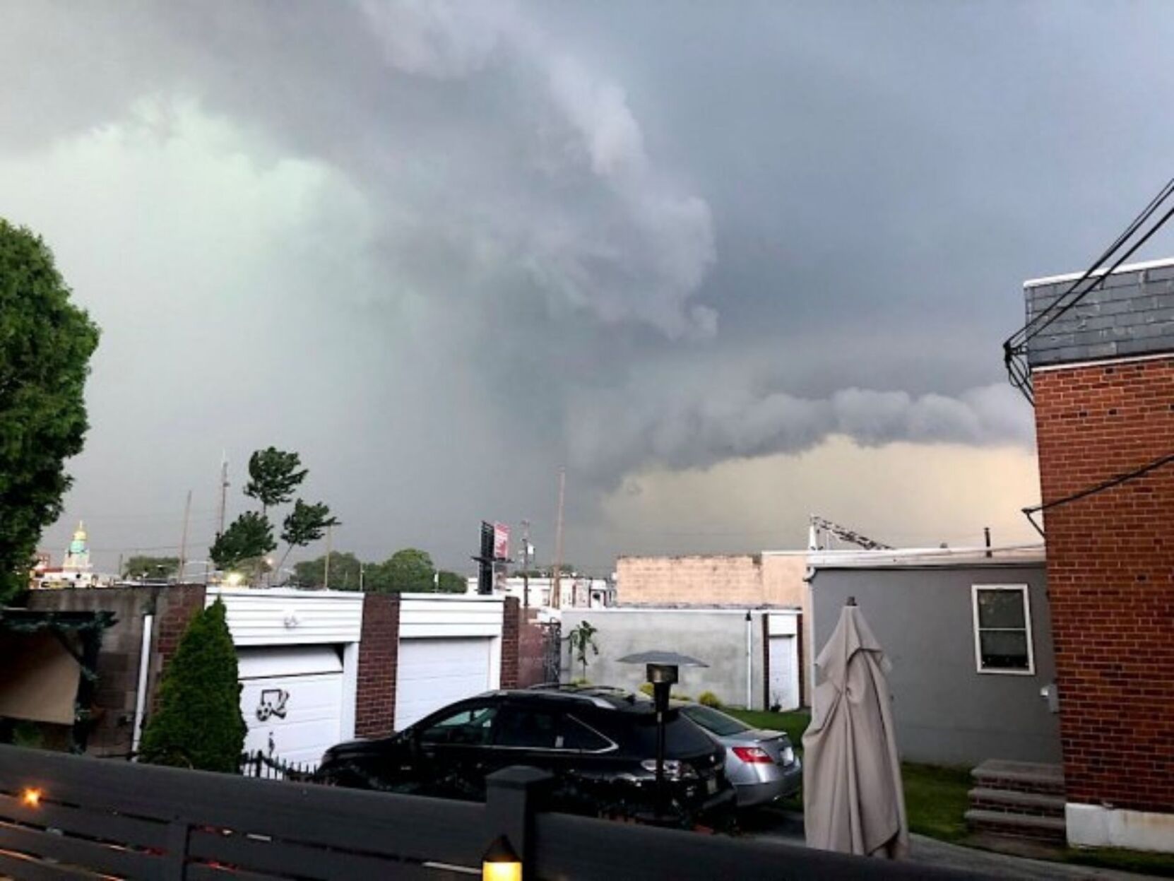Rare derecho kills 3, cuts power to more than half of a million people in mid-Atlantic PHOTO 2